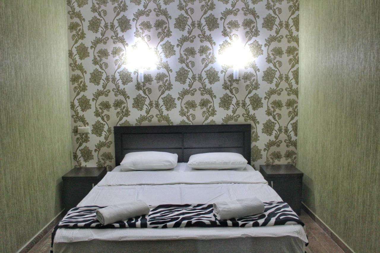 Hotel Elegant 2 Tbilisi Buitenkant foto