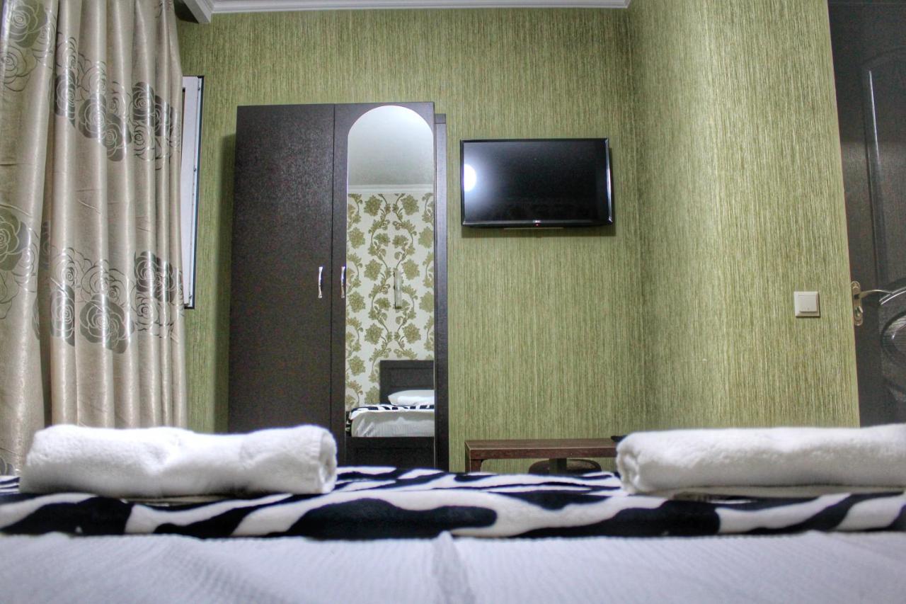 Hotel Elegant 2 Tbilisi Buitenkant foto