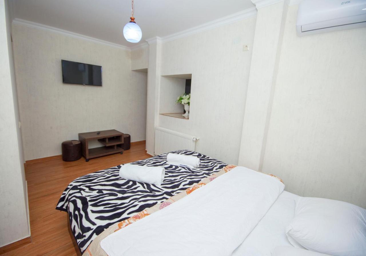 Hotel Elegant 2 Tbilisi Buitenkant foto