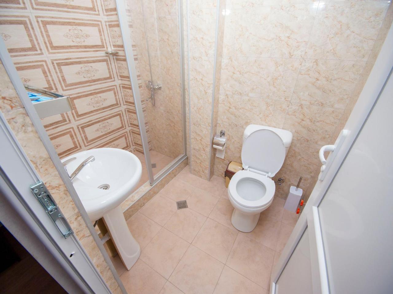 Hotel Elegant 2 Tbilisi Buitenkant foto